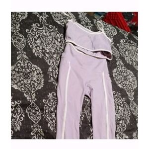 Women's 2 Piece Lavender Activewear Set NWOT
